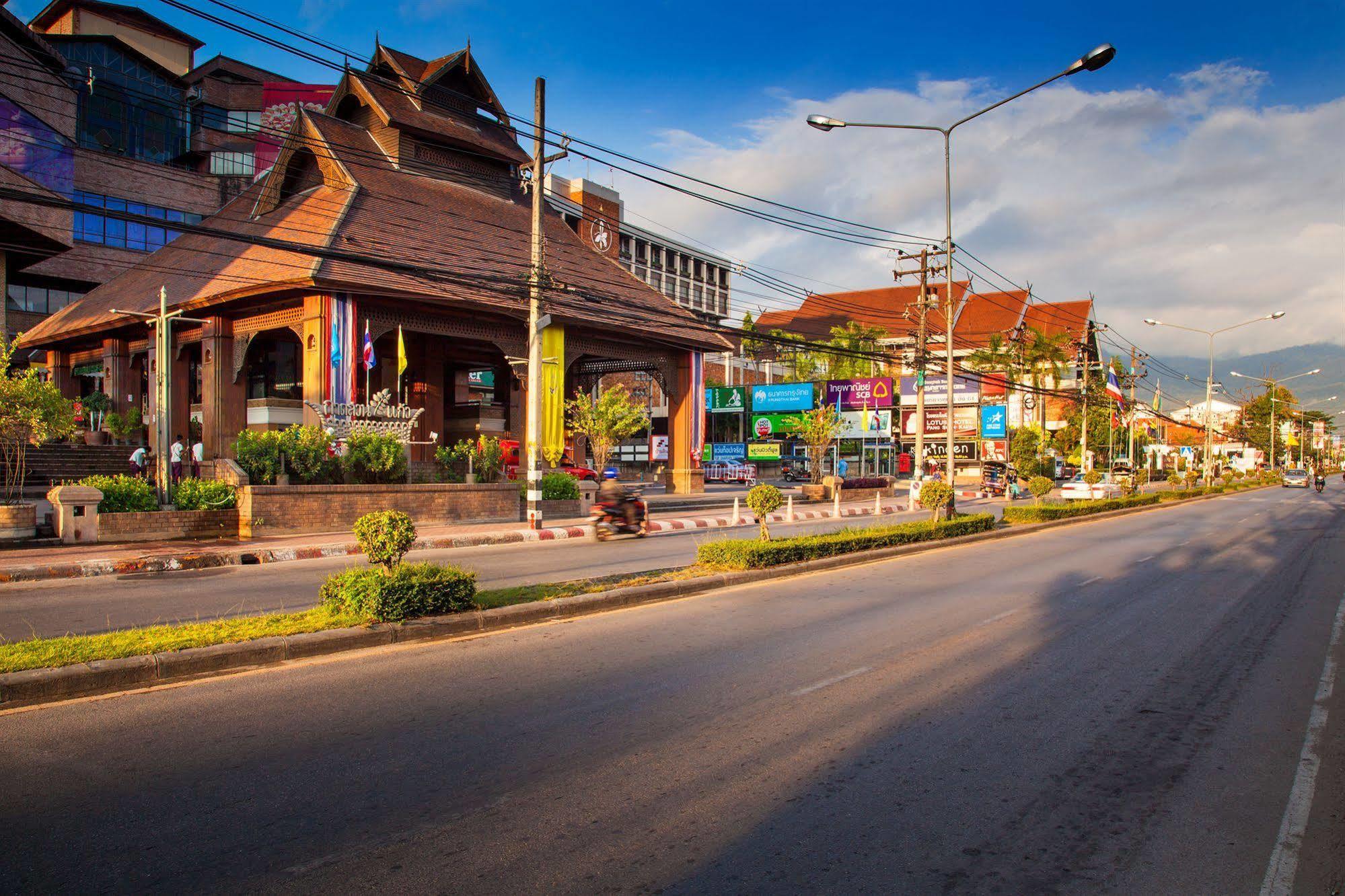 Baan Din Ki Hotel Chiang Mai Eksteriør billede